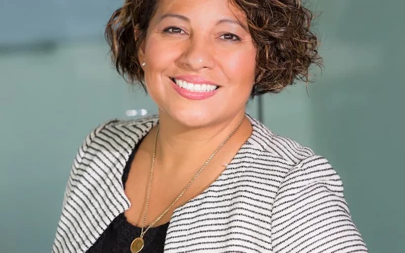 Illustration biais cognitifs décisions management